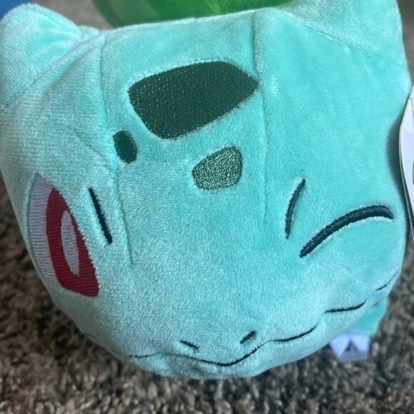 Pokémon Bulbasaur 8" Plus Stuffed Toy NWT - Picture 3 of 9